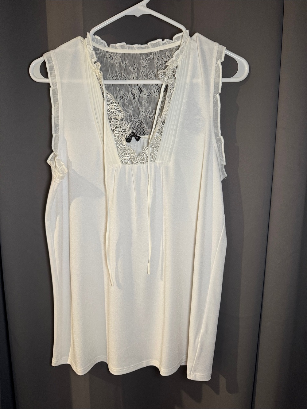 Express Cream Lace-Back Sleeveless Chemise